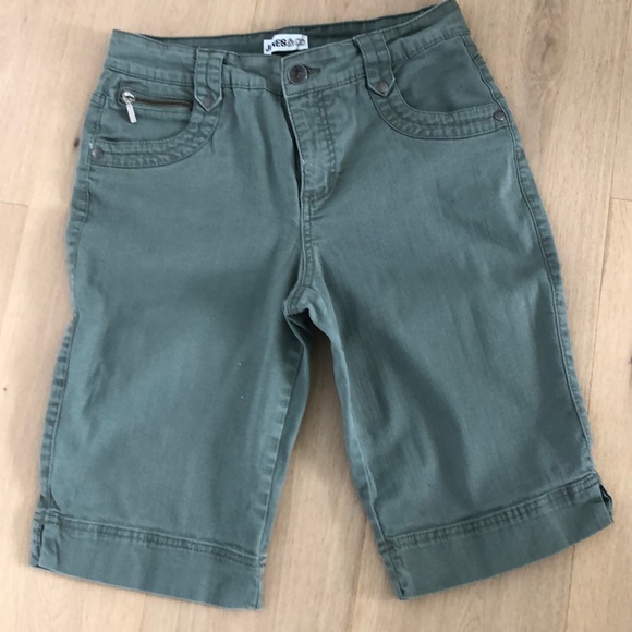 Ladies shorts - Picture 1 of 3